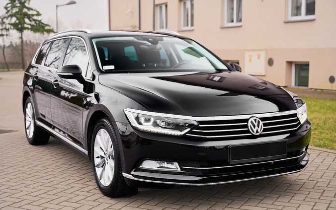 Volkswagen Passat cena 89800 przebieg: 99800, rok produkcji 2019 z Kamień Pomorski małe 742